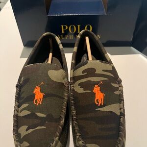 Polo Ralph Lauren memory foam slides in a 10 men’s